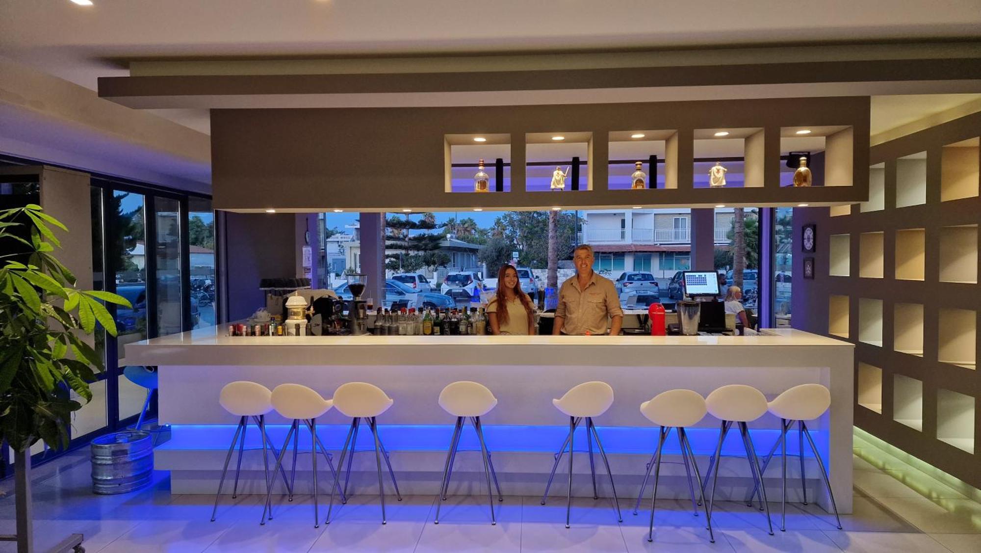 Cosmopolitan Hotel Luaran gambar