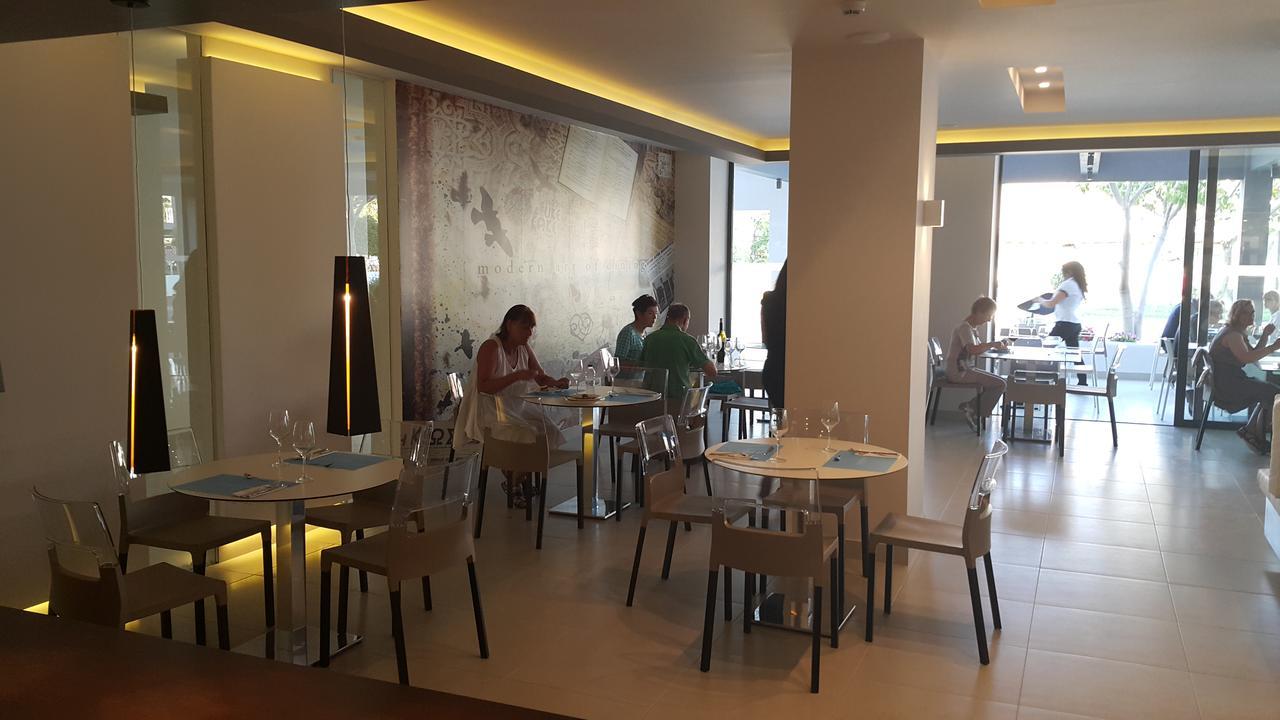 Cosmopolitan Hotel Luaran gambar